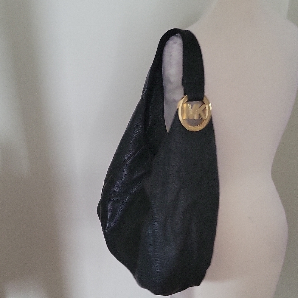 Michael Kors Large Black Leather Hobo Bag - Picture 6 of 15